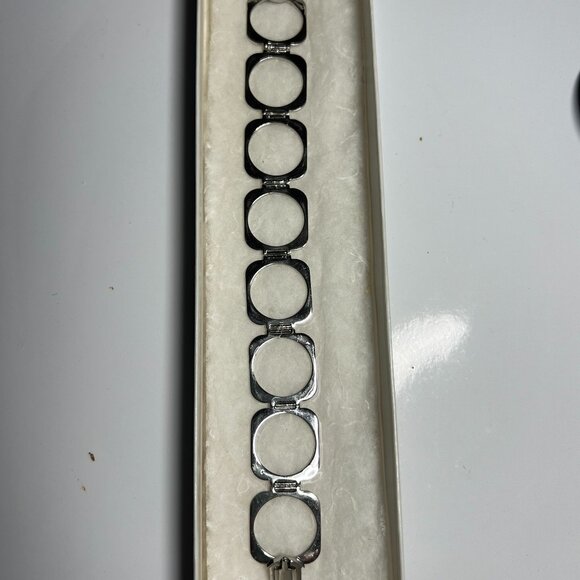 Vintage Italian Sterling Silver Open Link Bracelet w/ Carnelian Clasp – ST. SILV - Picture 2 of 12